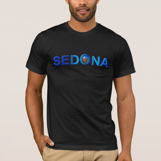 Sedona im blauen T - Shirt (Vorderseite)