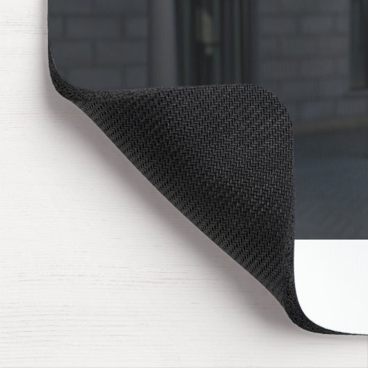 Seductive Kim Sue schaut über ihre Schulter Mousepad (Ecke)