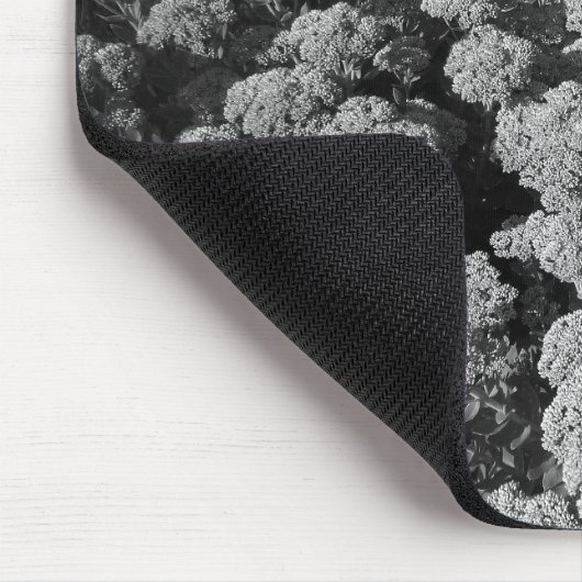Sedum Herbstfreude (B&W) Mousepad (Ecke)