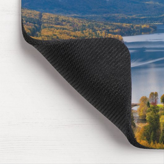 See Bohinj in Slowenien im Herbst Mousepad (Ecke)