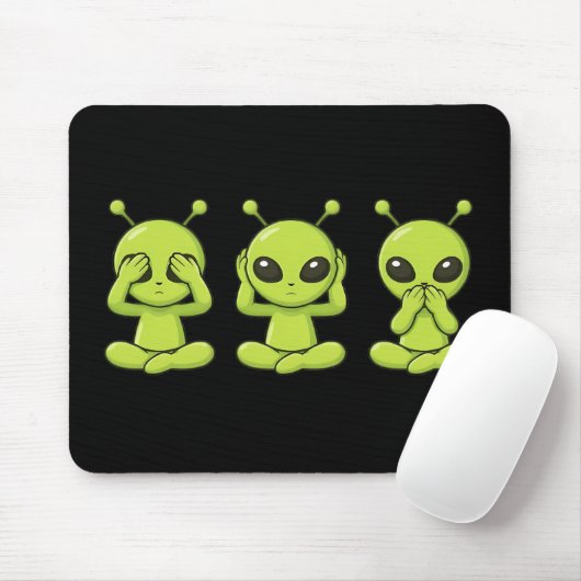 See, Hear, Speak No Evil Mousepad (Mit Mouse)