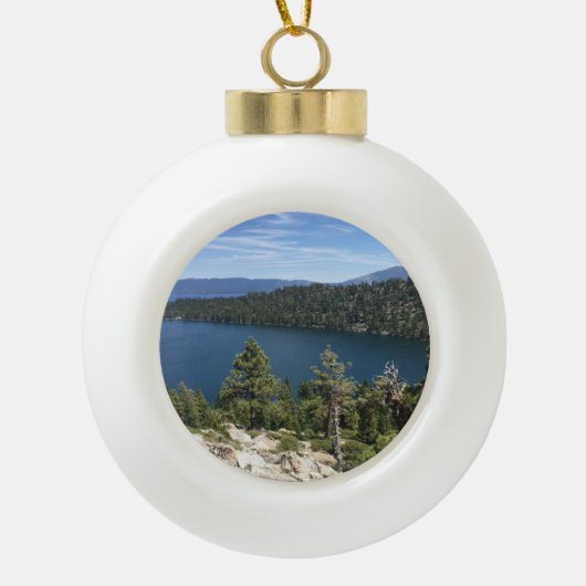 See-Kaskade in Südlake tahoe Keramik Kugel-Ornament (Vorderseite)