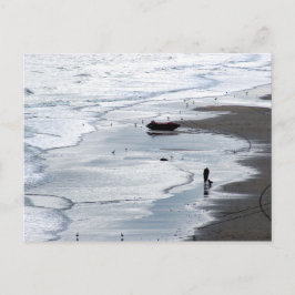 See kommt bei Dämmerung ans Ufer Postkarte