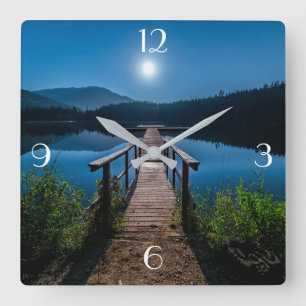 See und Berge Quadratische Wanduhr