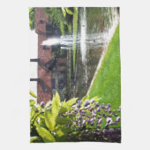 See und Brunnen bei RHS Wisley Geschirrtuch (Vertikal)