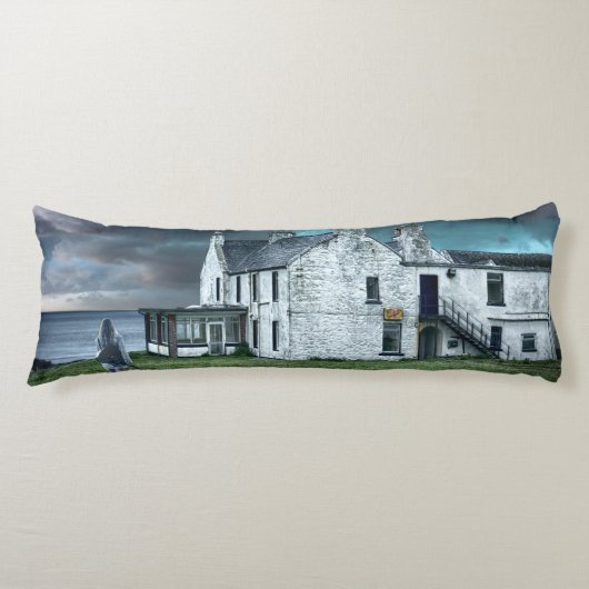 Seehaus Landschaft Seitenschläferkissen (Vorderseite)