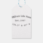 Seehaus wird gemietet. Datum Jahr benutzerdefinier Geschenkanhänger (Rückseite)