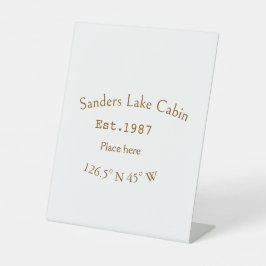 Seehaus wird gemietet. Datum Jahr benutzerdefinier Sockelschild