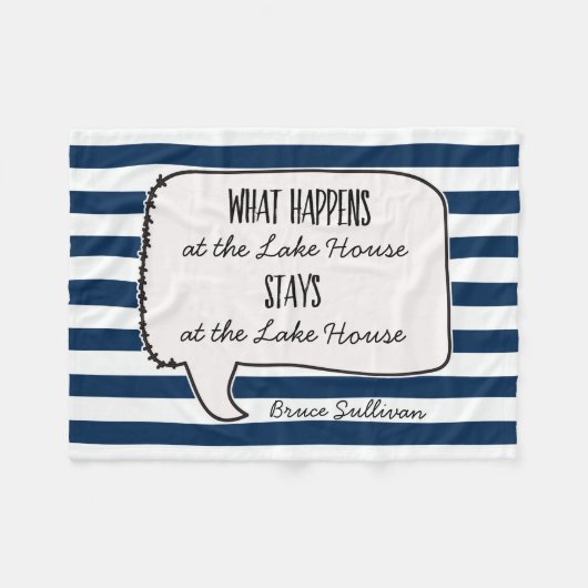 Seehütte Was passiert Bleibe Zitat gestrichen Fleecedecke (Vorderseite (Horizontal))