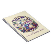Seeking Refuge in Books Whimsical Celestial Notizblock (Rechte Seite)