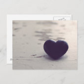 Seele Lila Stone Herz am Sandstrand Postkarte (Vorne/Hinten)