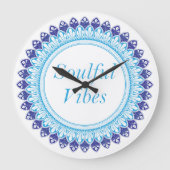 Seelenvolle Vibes Mandala Große Wanduhr (Vorderseite)