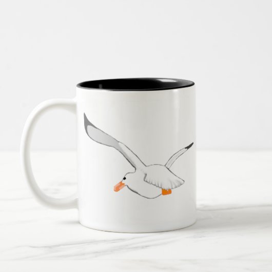 Seemöwe im Flug Zweifarbige Tasse (Links)