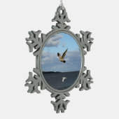 Seemöwen im Flug Schneeflocken Zinn-Ornament (Links)