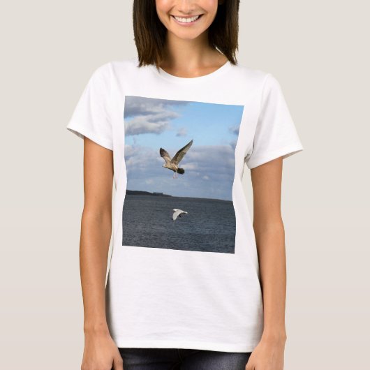 Seemöwen im Flug T-Shirt (Vorderseite)