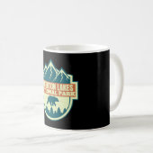 Seen , Alberta � Geist der Berge Kaffeetasse (VorderseiteRechts)