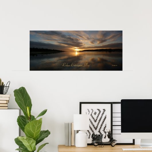 Seen Eingang, Vic Poster (Heimbüro)