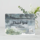 Seenlandschaft mit Schwänen Dankeskarte (Stehend Vorderseite)