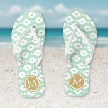 Seeoam und Gold Aztec Monogramm Badesandalen<br><div class="desc">Maßgeschneiderte,  bedruckte Flop-Sandalen mit einem geometrischen Aztec-Muster und einem eigenen Monogramm oder einem anderen Text in einem Kreisrahmen. Klicken Sie auf Anpassen,  um Schriftart und Farben zu ändern oder eigene Bilder hinzuzufügen,  um ein einzigartiges Design zu erstellen!</div>