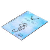 Seepferd, Wal und Seashell auf blauem Wasser Notizblock (Linke Seite)