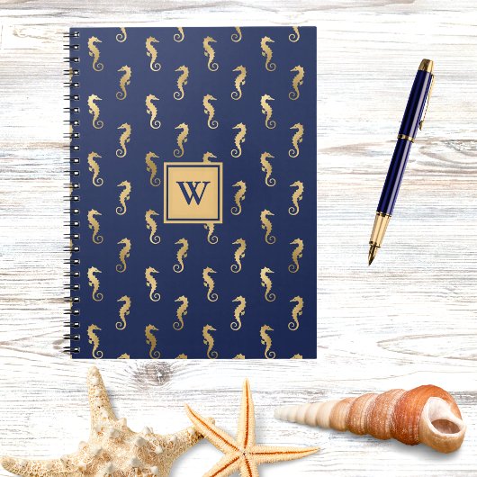 Seepferdchen in Elegant Navy und Gold Monogram Ini Notizblock
