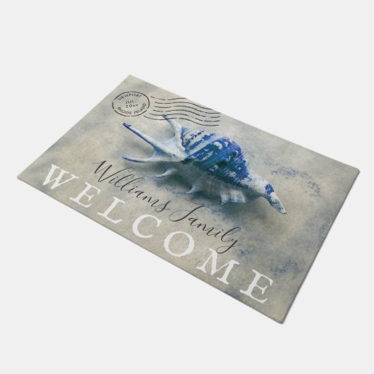 Seeseashell-blaues mit Monogramm Namen-Willkommen Fußmatte (Schrägansicht)