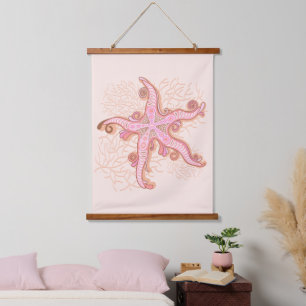 Seesterne und Korallen-Rosa-Pastellmuster Wandteppich Mit Holzrahmen