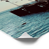 Seevögel über dem Pier Poster (Ecke)