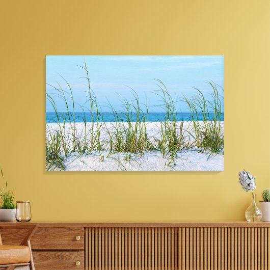 Seeziegel im weißen Sand Leinwanddruck (Insitu (Wohnzimmer))