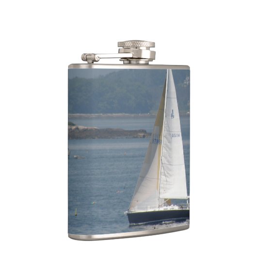 Segel-Boot Flachmann (Rechts)