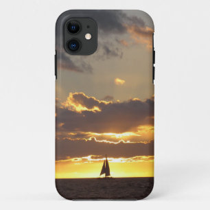 Segelboot am Sonnenuntergang iPhone 11 Hülle
