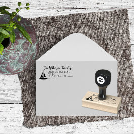 Segelboot auf dem Namen der Wasserfamilie Gummistempel