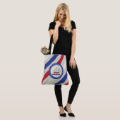 Segelboot auf der Classic Stripes Bag Tasche (Am Model)