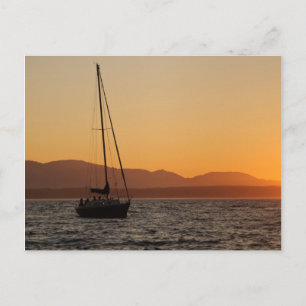 Segelboot bei Sonnenuntergang auf dem Puget Sound Postkarte