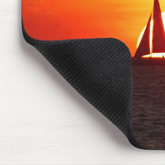 Segelboot bei Sunset Mousepad (Ecke)