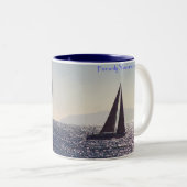 Segelboot/Catalina-Tasse Zweifarbige Tasse (VorderseiteRechts)