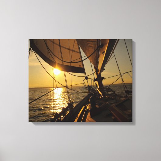 Segelboot-Deck, in die Sonne einsteigen Leinwanddruck (Vorderseite)