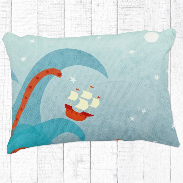 Segelboot Dekokissen (Sailing boat and sea monster fun adventure throw pillow)