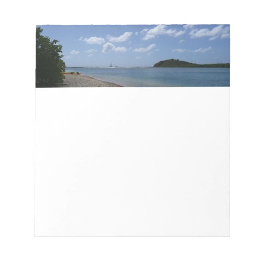 Segelboot in der Ferne bei St. Thomas Notizblock (Vorderseite)