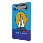 Segelboot in der Sonne Mini Klemmbrett (Gewinkelt2)