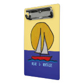 Segelboot in der Sonne Mini Klemmbrett (Gewinkelt2)