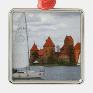 Segelboot mit Inselburg am Galvesee, Silbernes Ornament