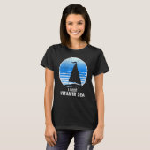 Segelboot Segelschiff Sailboat Vitamin See T-Shirt (Vorne ganz)