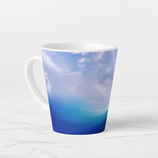 Segelboot über eine Epic Wave Milchtasse (Linke Ecke)