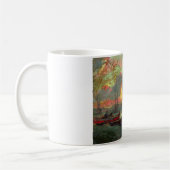 Segelboote an der Küste (von Kimon Loghi) Kaffeetasse (Links)