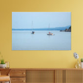 Segelboote auf dem Fluss Leinwanddruck (Insitu (Wohnzimmer))