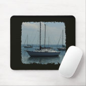 Segelboote auf Schwarzem Mousepad (Mit Mouse)