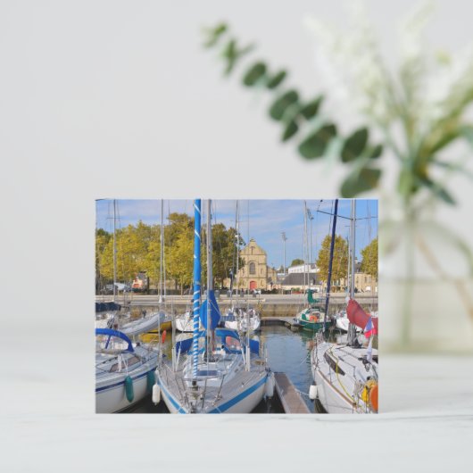 Segelboote im Hafen von Vannes in Frankreich Postkarte (Stehend Vorderseite)