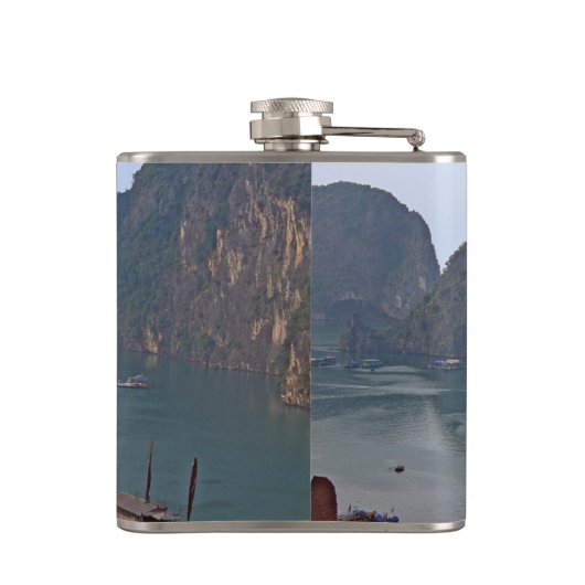 Segelboote in Ha Long Bay - Vietnam, Asien Flachmann (Rückseite)