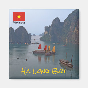 Segelboote in Ha Long Bay - Vietnam, Asien Magnet